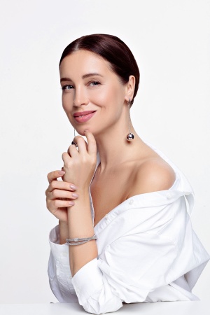 Купить оптом серьги из серебра без вставок 2340401729 от Krasnoe