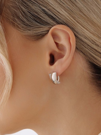 Купить оптом серьги из серебра с фианитами 2340201133л от Krasnoe