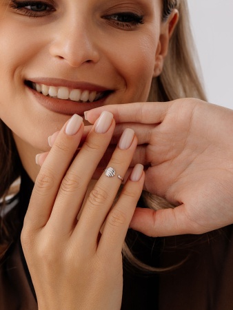 Купить оптом кольцо из серебра без вставок 1340401748 от Krasnoe