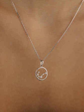 Купить оптом подвеска из серебра с фианитами 3340205981л от Krasnoe