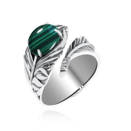 Купить оптом кольцо из серебра с малахитом 1310381601 от Krasnoe