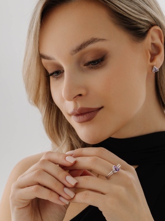 Купить оптом пусеты из серебра с аметистами 2340065543 от Krasnoe