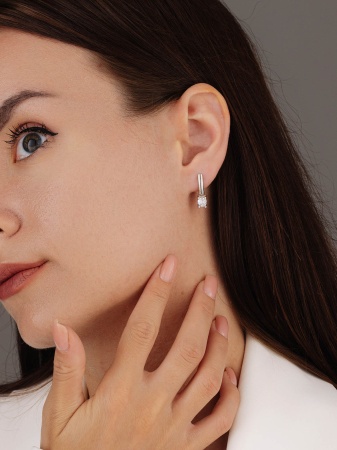 Купить оптом серьги из серебра с фианитами 2340200252 от Krasnoe