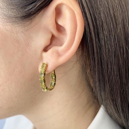 Купить оптом серьги из серебра с хризолитами 2318131182 от Krasnoe