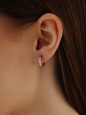 Купить оптом серьги из серебра с фианитами 2340205827л от Krasnoe