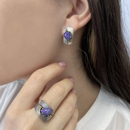 Купить оптом серьги из серебра с чароитами 2317462394 от Krasnoe