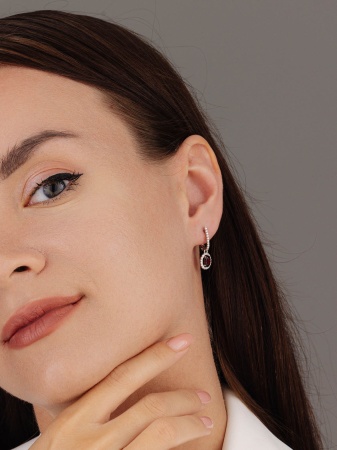 Купить оптом серьги из серебра с гранатами и фианитами 2340825606 от Krasnoe