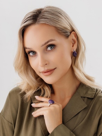 Купить оптом серьги из серебра с чароитами 2340460112 от Krasnoe