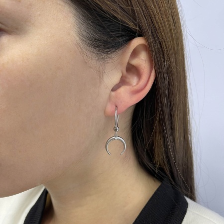 Купить оптом серьги из серебра с фианитами 2340204782л от Krasnoe