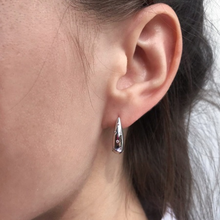 Купить оптом серьги из серебра с фианитами 2340201270 от Krasnoe