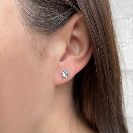 Купить оптом пусеты из серебра с ситаллами 2340881934-78 от Krasnoe