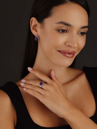 Купить оптом серьги из серебра с чароитами и фианитами 2340460984 от Krasnoe