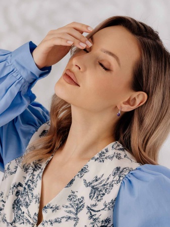 Купить оптом серьги из серебра с чароитами 2340465035 от Krasnoe