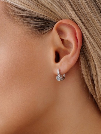 Купить оптом серьги из серебра с фианитами 2340200258 от Krasnoe