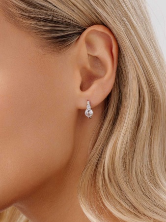 Купить оптом серьги из серебра с фианитами 2340200260 от Krasnoe